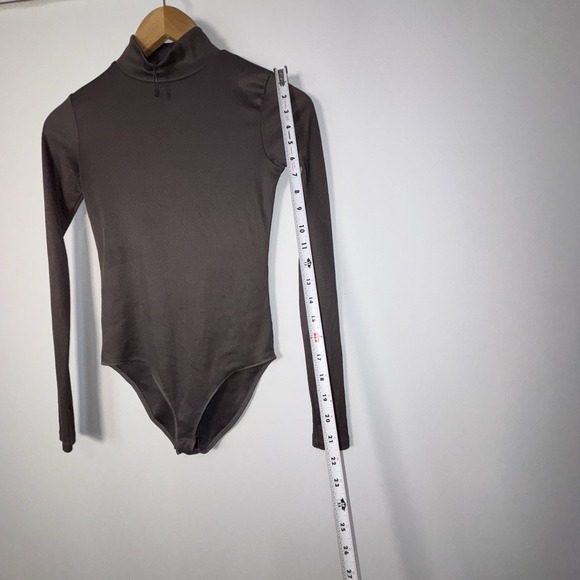 Zara Trafaluc Ribbed Bodysuit Brown Long Sleeve Stretch Slim Fit Size S - Picture 7 of 8